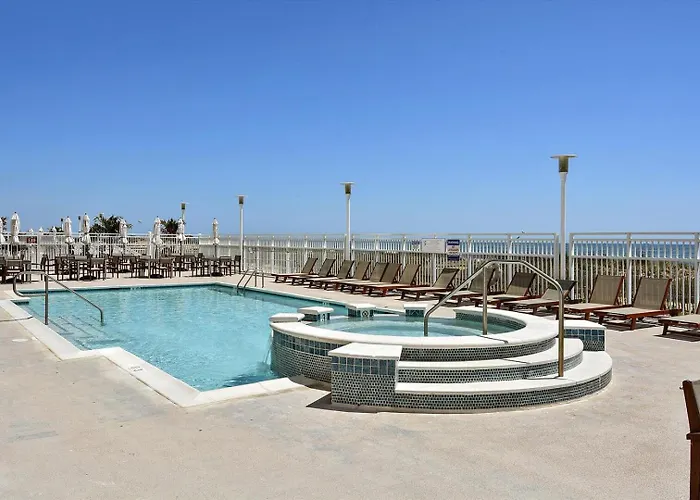 Gateway Grand 1411 Apartment *