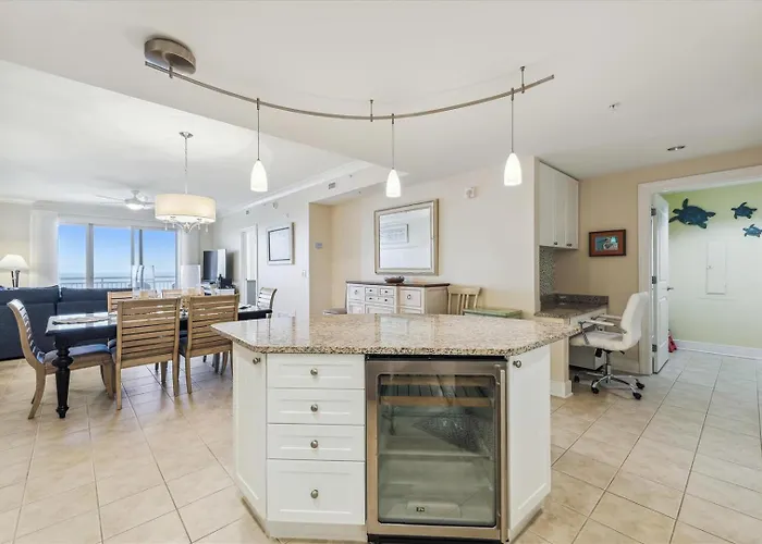 Gateway Grand 1411 Apartment